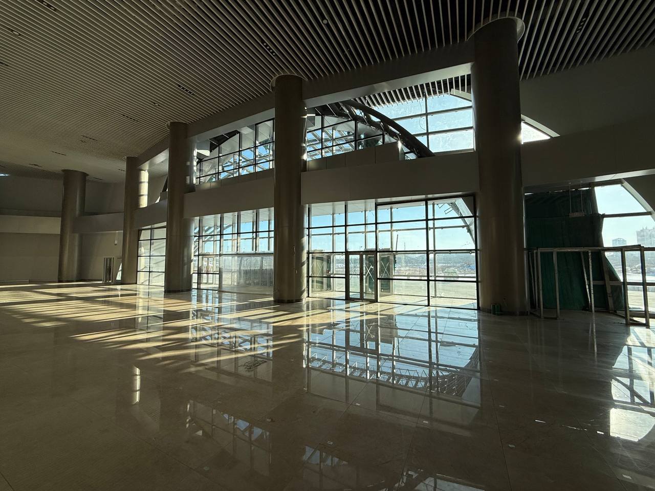 «Готовность 97%»: эксклюзивными кадрами терминала канатной дороги в Хэйхэ поделились сети «Готовность 97%»: эксклюзивными кадрами терминала канатной дороги в Хэйхэ поделились сети