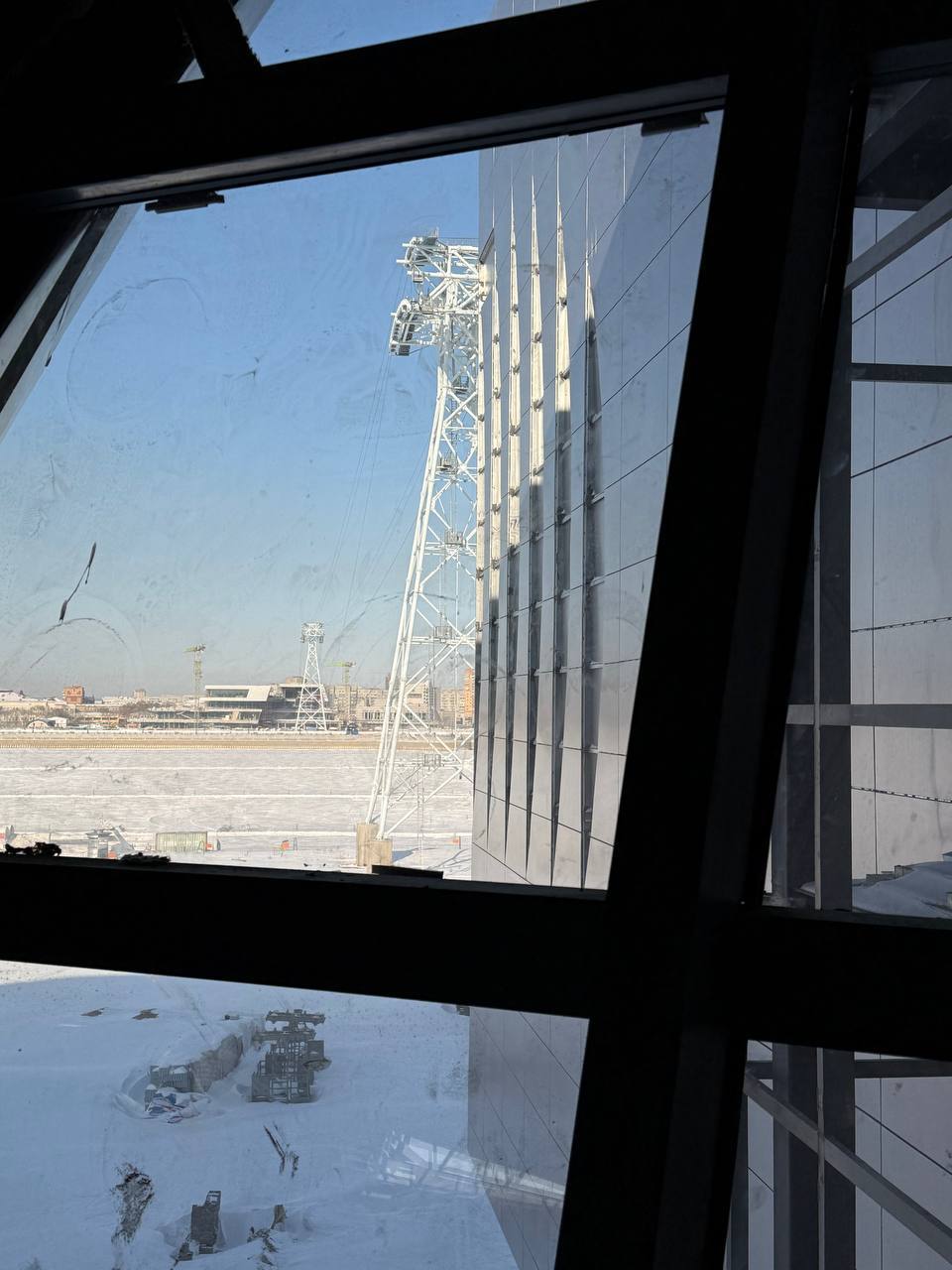 «Готовность 97%»: эксклюзивными кадрами терминала канатной дороги в Хэйхэ поделились сети «Готовность 97%»: эксклюзивными кадрами терминала канатной дороги в Хэйхэ поделились сети