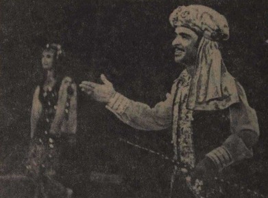 . Народный артист Таджикской ССР, дрессировщик Пирназар Юсупов выступил в Благовещенске во время гастролей московского цирка «Старт» в июле 1980 года