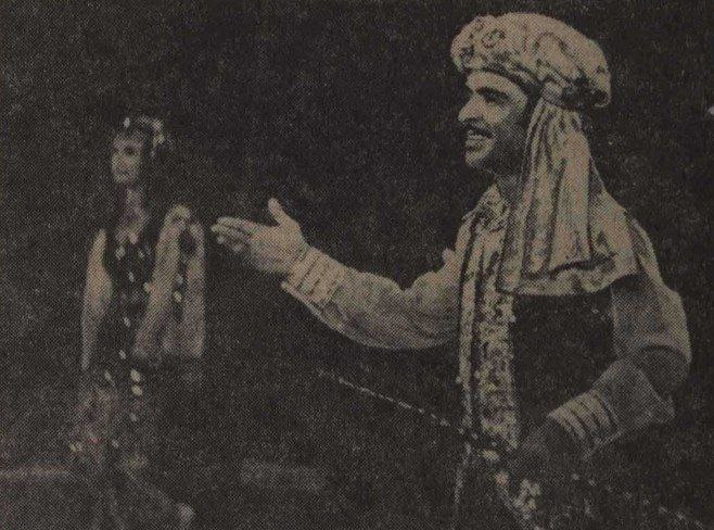 . Народный артист Таджикской ССР, дрессировщик Пирназар Юсупов выступил в Благовещенске во время гастролей московского цирка «Старт» в июле 1980 года