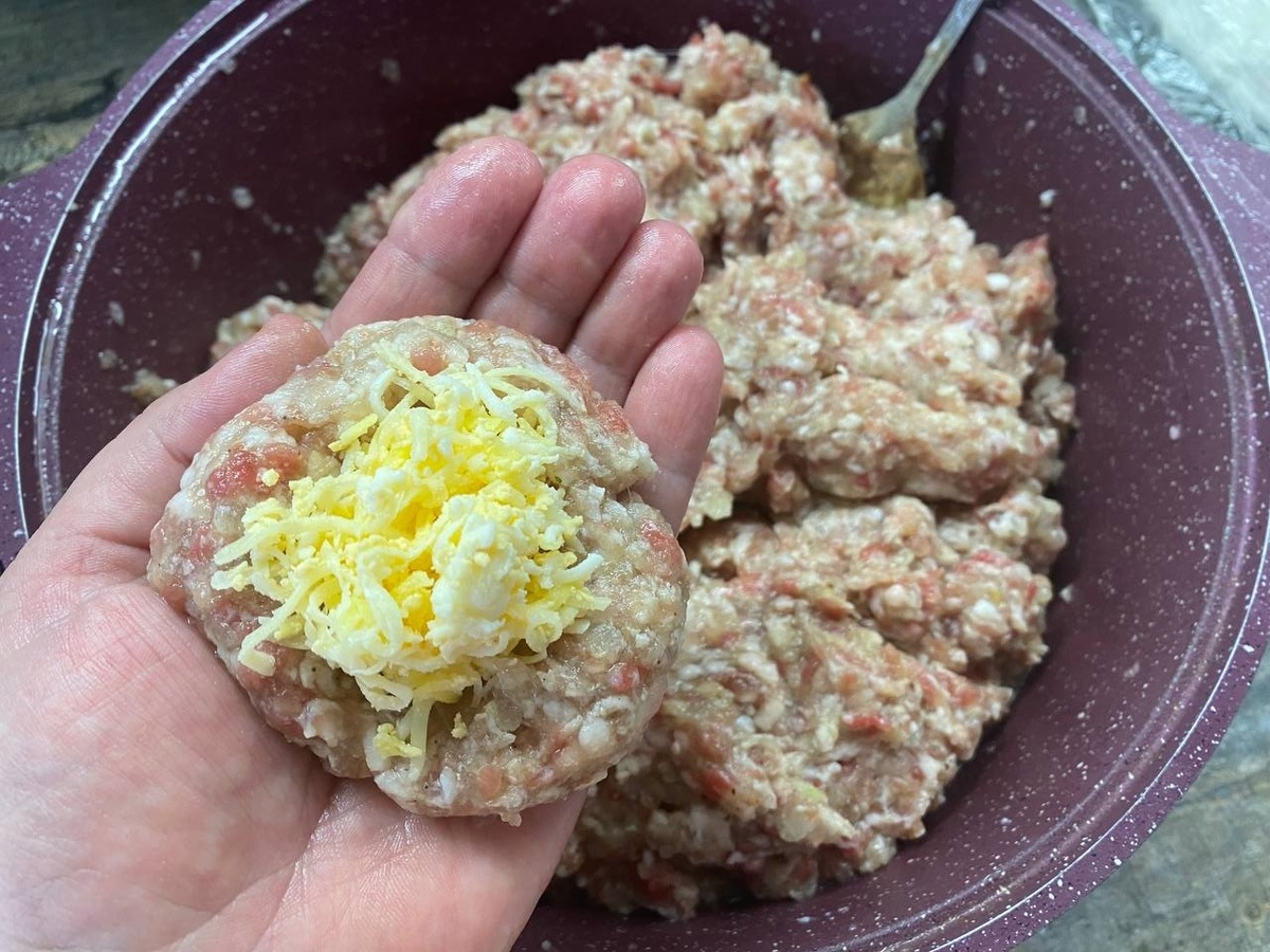 Как сделать рыбные котлеты вкуснее и избавить их от неприятного запаха