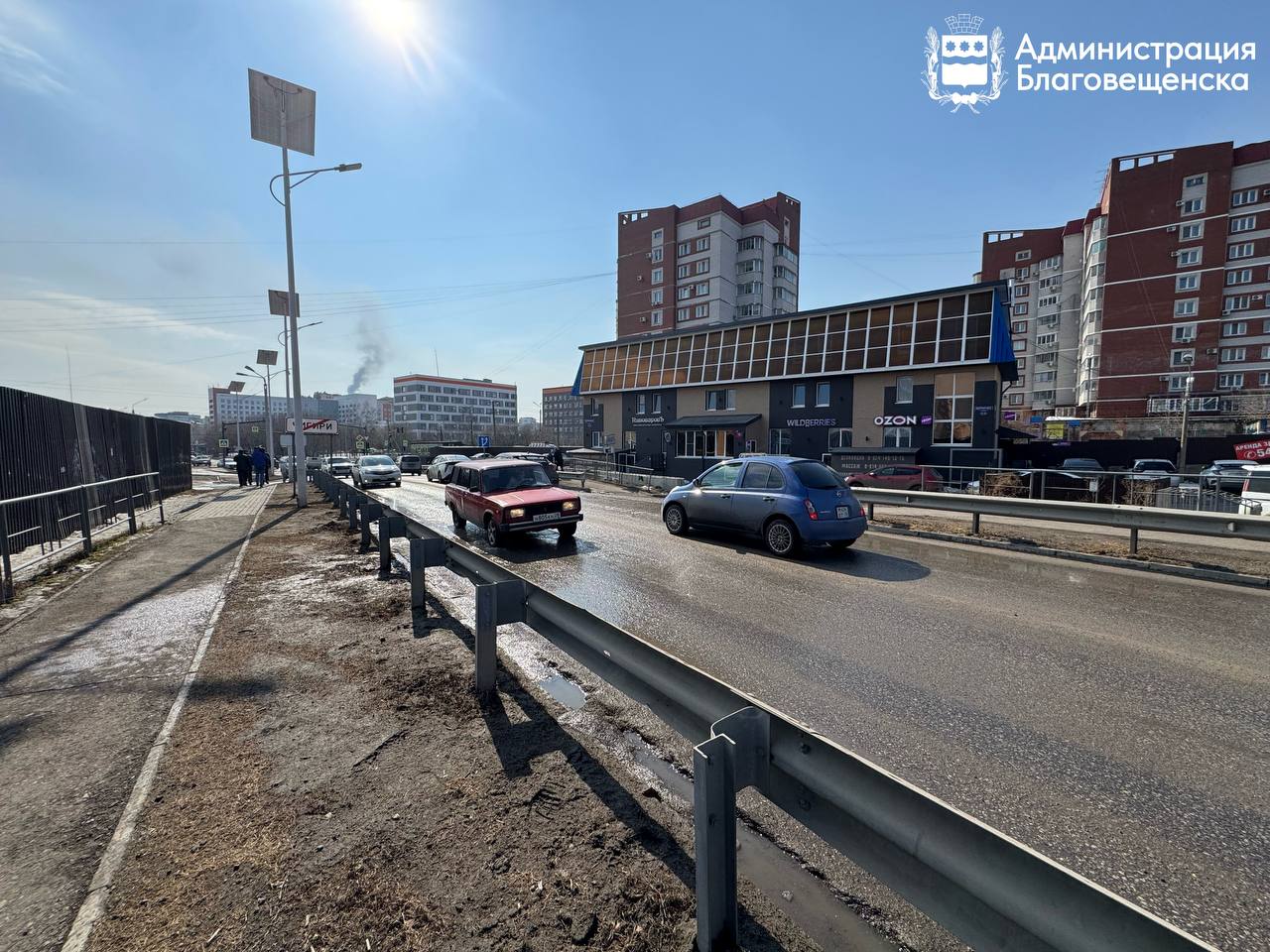 Администрация Благовещенска помогла властям Благовещенского округа в решении проблемы подтопления дороги в районе перекрестка улиц Василенко и Воронкова Администрация Благовещенска помогла властям Благовещенского округа в решении проблемы подтопления дороги в районе перекрестка улиц Василенко и Воронкова