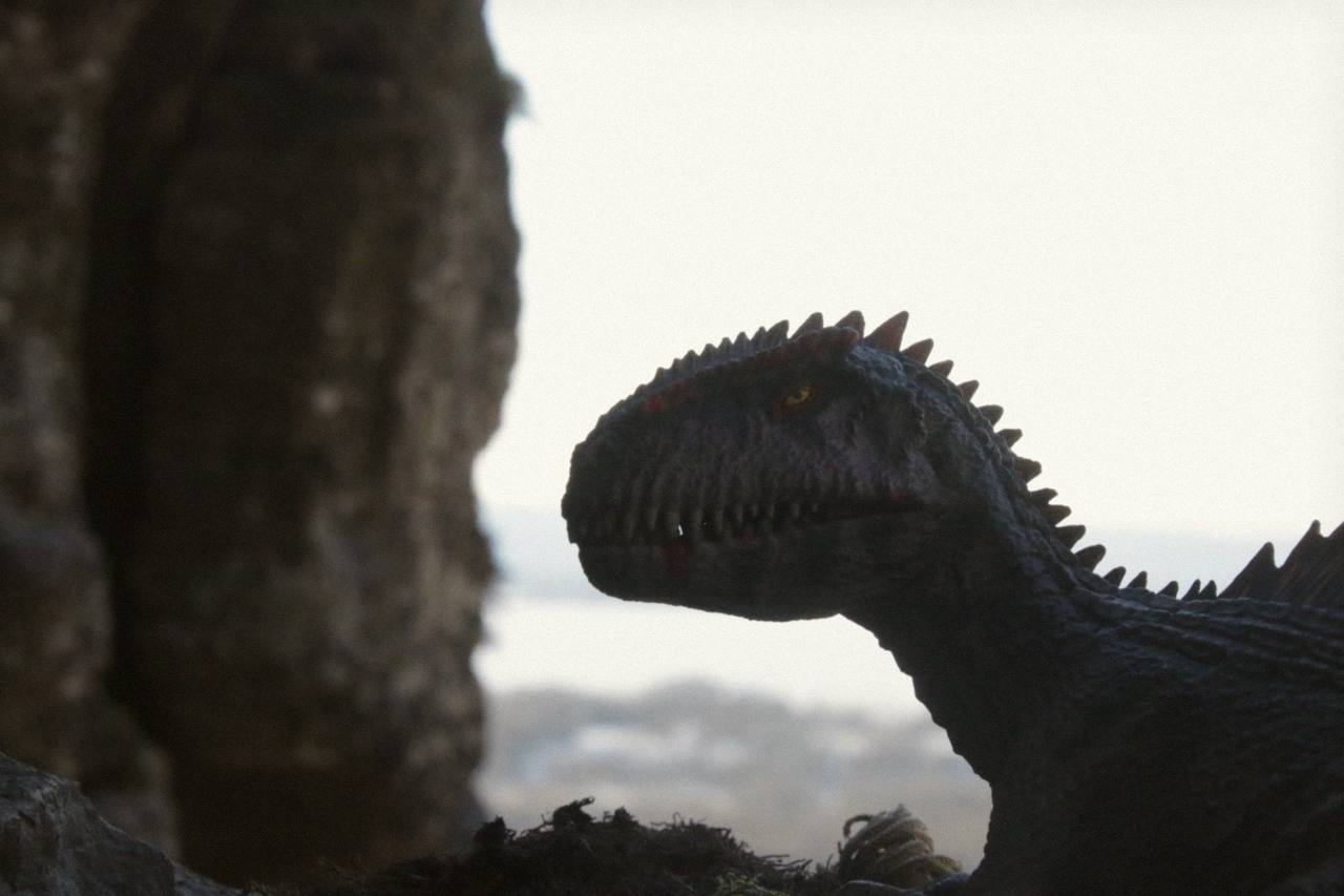 Динозавры вернулись на Михайловские столбы Динозавры вернулись на Михайловские столбы