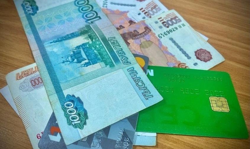 Благовещенский предприниматель несколько месяцев не выплачивал зарплату работнику