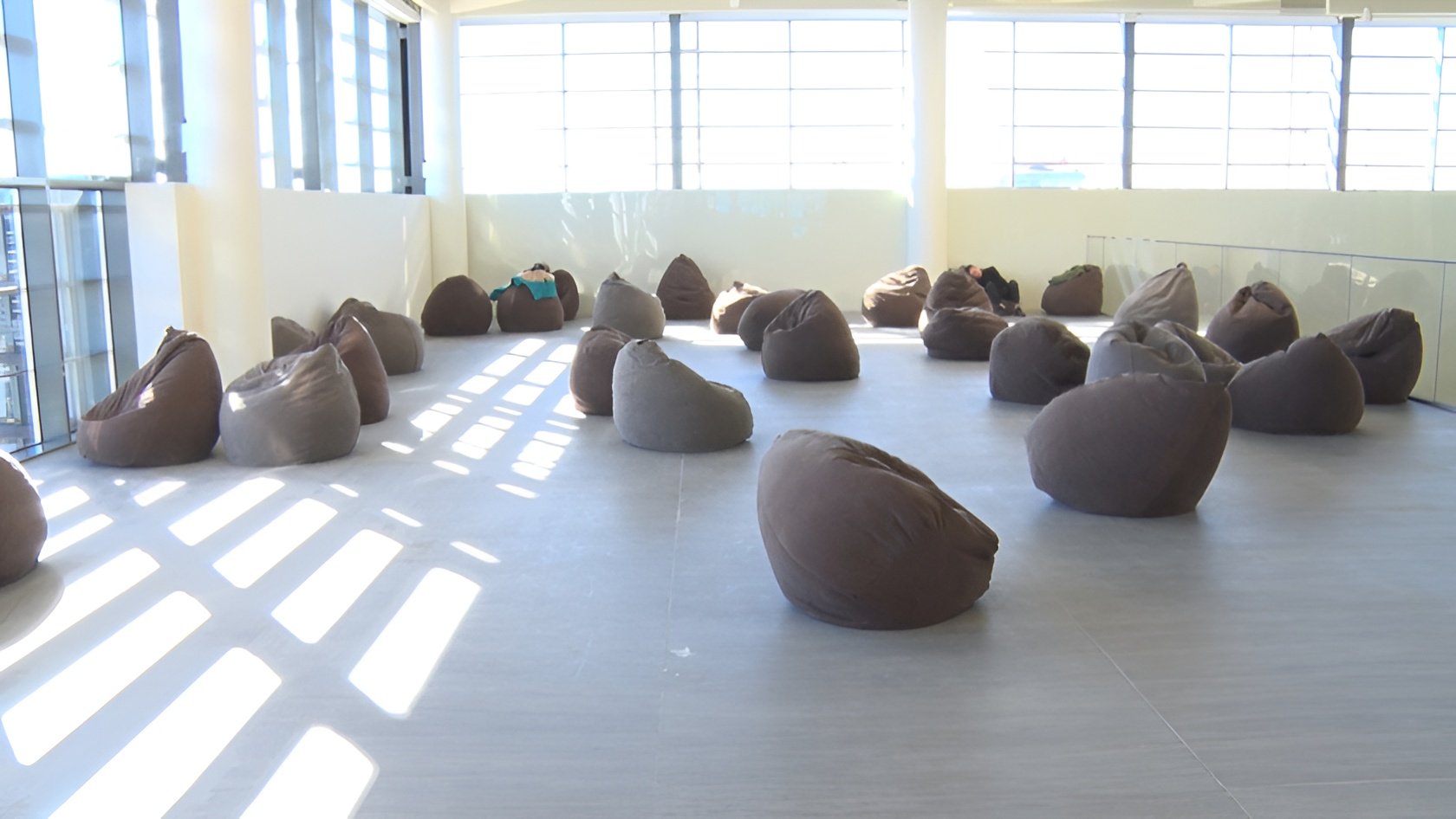 Высокотехнологичный терминал аэропорта заработал в амурской столице Высокотехнологичный терминал аэропорта заработал в амурской столице