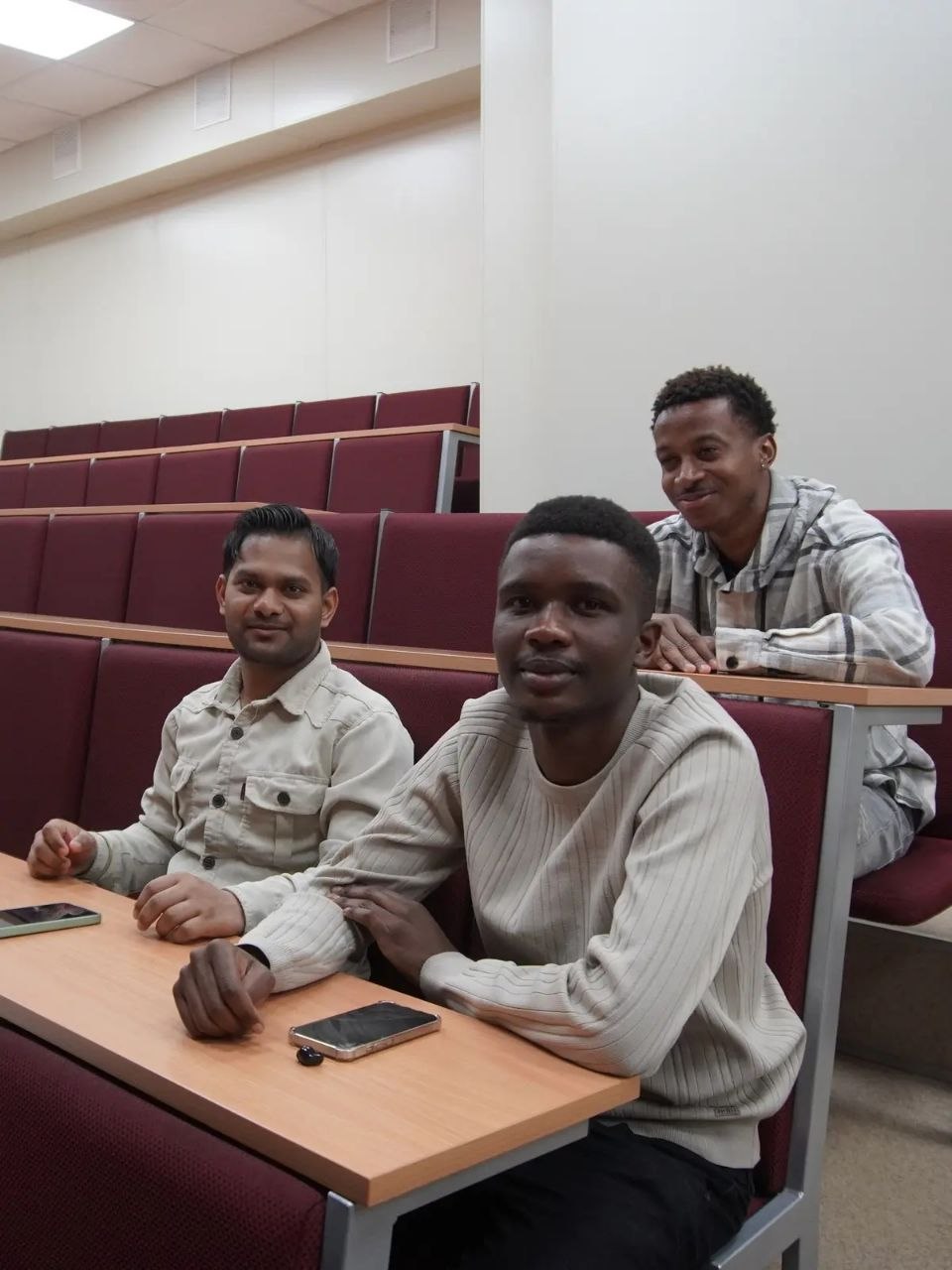 ПОЛИЦЕЙСКИЕ ПРОВЕЛИ ПРОФИЛАКТИЧЕСКУЮ БЕСЕДУ С ИНОСТРАННЫМИ СТУДЕНТАМИ МЕДИЦИНСКОЙ АКАДЕМИИ ПОЛИЦЕЙСКИЕ ПРОВЕЛИ ПРОФИЛАКТИЧЕСКУЮ БЕСЕДУ С ИНОСТРАННЫМИ СТУДЕНТАМИ МЕДИЦИНСКОЙ АКАДЕМИИ