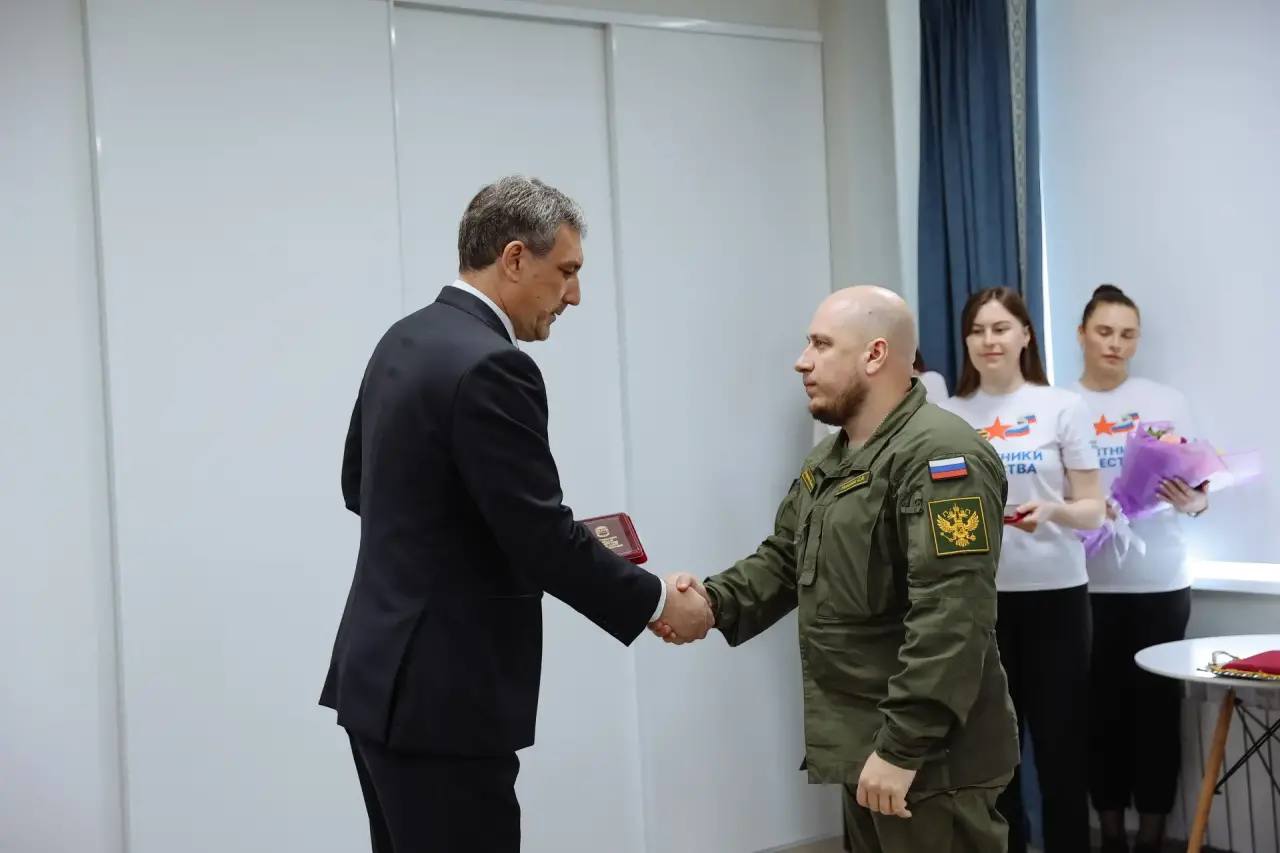 Василий Орлов: Ровно три года назад Президент страны Владимир Владимирович Путин подписал указ о создании Государственного фонда «Защитники Отечества» Василий Орлов: Ровно три года назад Президент страны Владимир Владимирович Путин подписал указ о создании Государственного фонда «Защитники Отечества»