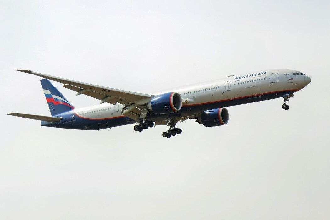 В областном центре 6 апреля совершил посадку самолет авиакомпании «Аэрофлот», регулярные полеты которой из Благовещенска в Москву и обратно прекратились в 2015 году В областном центре 6 апреля совершил посадку самолет авиакомпании «Аэрофлот», регулярные полеты которой из Благовещенска в Москву и обратно прекратились в 2015 году