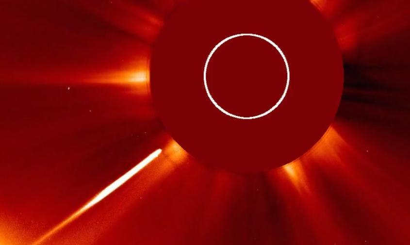 Стать звездой: Солнце поглотило недавно открытую комету