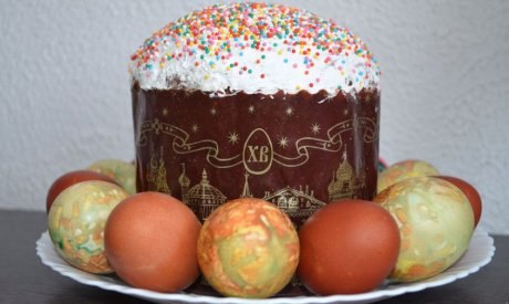 Священнослужитель посоветовал россиянам не тратить время на выпечку куличей