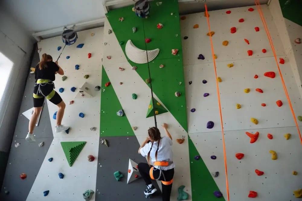 «Больше спорта и полезная еда» — не памятка по ЗОЖ, а новые реалии белогорских школьников