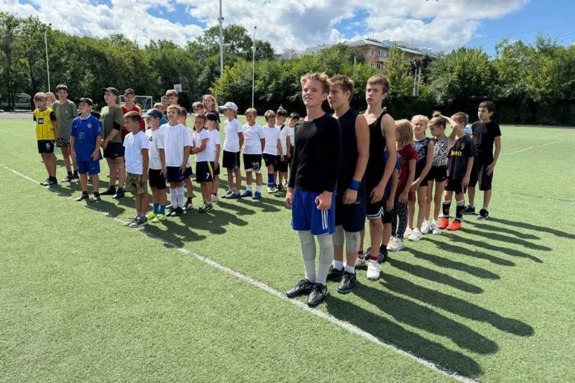 В Благовещенске для свободного посещения открыли 17 школьных стадионов