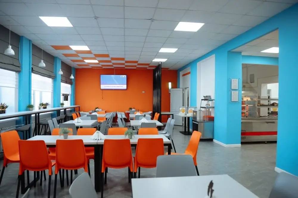 «Больше спорта и полезная еда» — не памятка по ЗОЖ, а новые реалии белогорских школьников «Больше спорта и полезная еда» — не памятка по ЗОЖ, а новые реалии белогорских школьников