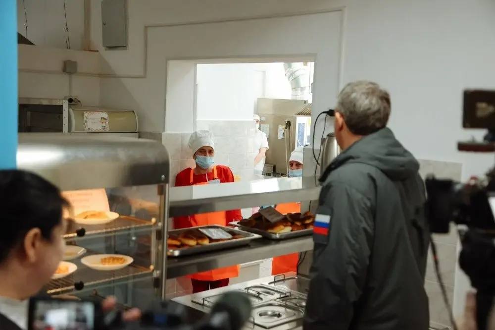 «Больше спорта и полезная еда» — не памятка по ЗОЖ, а новые реалии белогорских школьников «Больше спорта и полезная еда» — не памятка по ЗОЖ, а новые реалии белогорских школьников