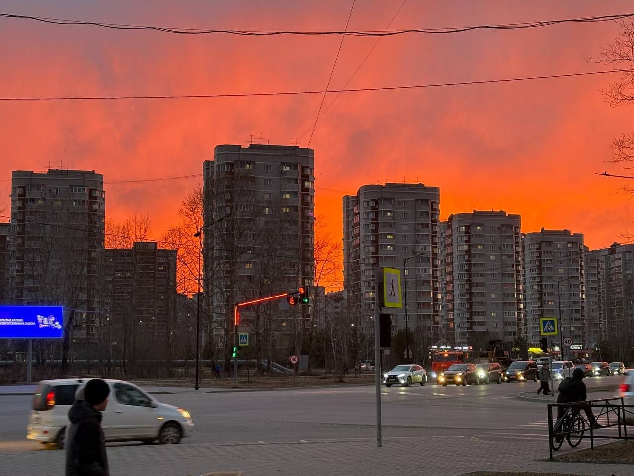Вы видели, какой сегодня красивый был закат? Вы видели, какой сегодня красивый был закат?