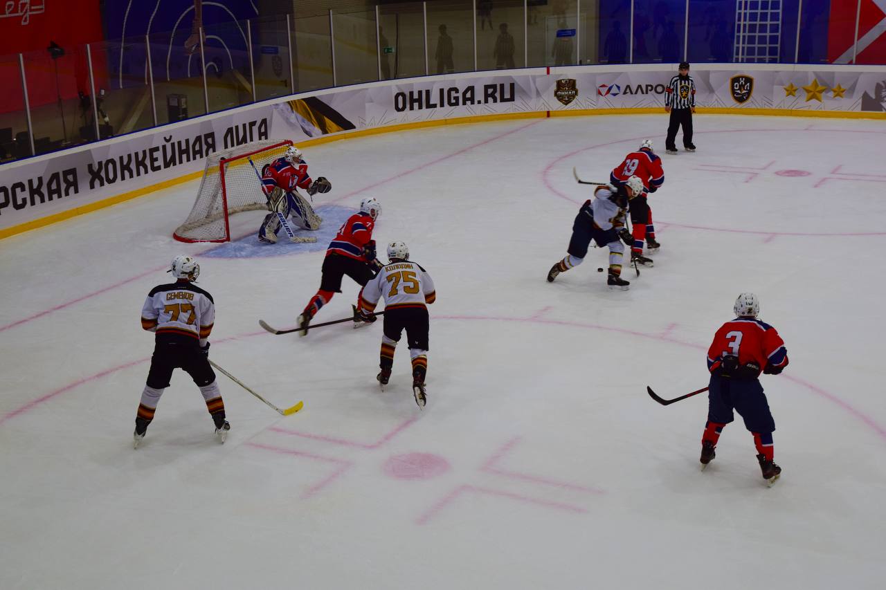 Сотрудники следственного управления продемонстрировали работу передвижной криминалистической лаборатории на прошедшем в Благовещенске спортивном мероприятии Сотрудники следственного управления продемонстрировали работу передвижной криминалистической лаборатории на прошедшем в Благовещенске спортивном мероприятии