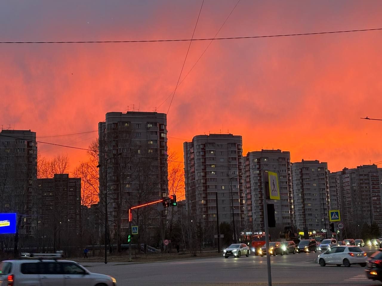 Вы видели, какой сегодня красивый был закат? Вы видели, какой сегодня красивый был закат?