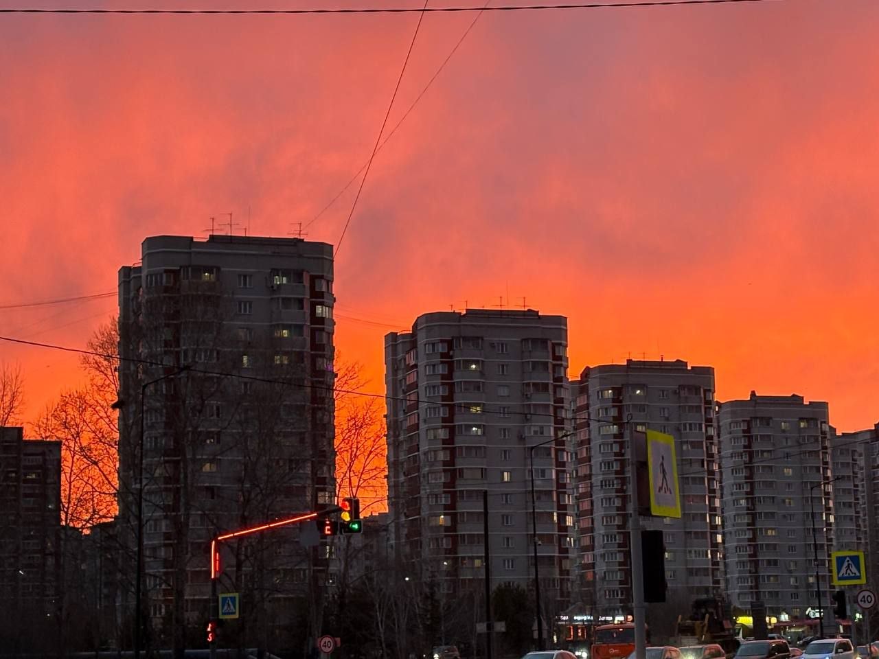 Вы видели, какой сегодня красивый был закат? Вы видели, какой сегодня красивый был закат?
