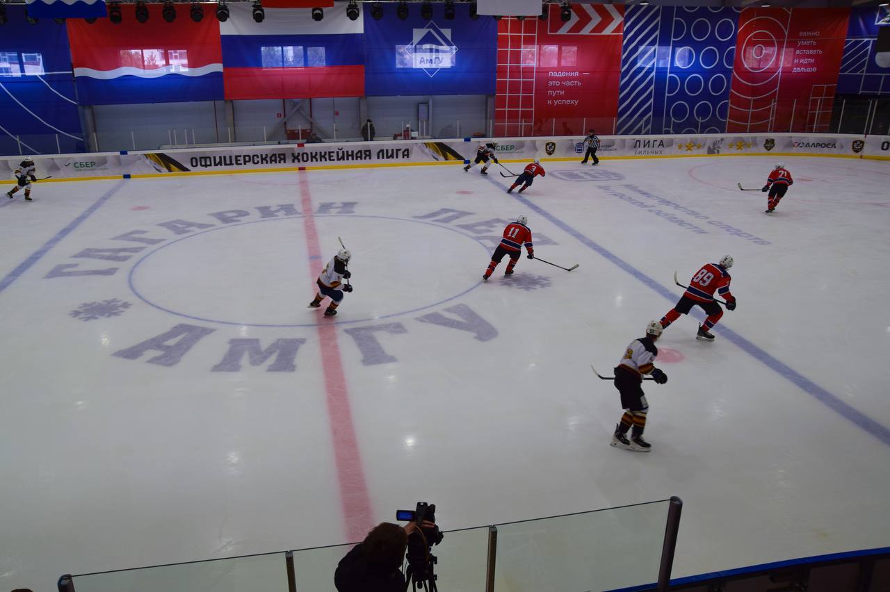 Сотрудники следственного управления продемонстрировали работу передвижной криминалистической лаборатории на прошедшем в Благовещенске спортивном мероприятии Сотрудники следственного управления продемонстрировали работу передвижной криминалистической лаборатории на прошедшем в Благовещенске спортивном мероприятии