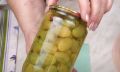 Необычная зимняя закуска: консервирование винограда как искусство