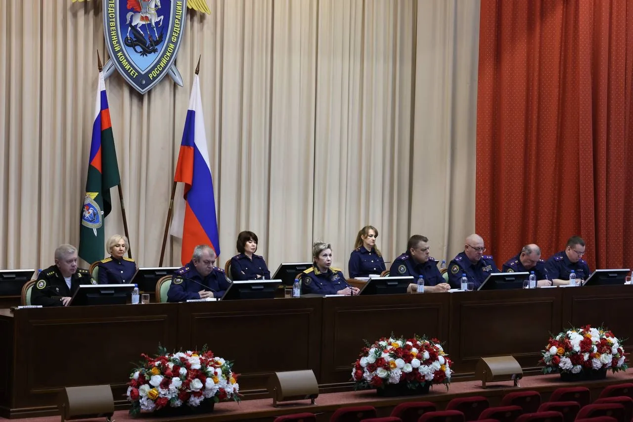 Председатель СК России провел оперативное совещание по вопросам расследования преступлений в сфере обеспечения жильем лиц из числа детей-сирот Председатель СК России провел оперативное совещание по вопросам расследования преступлений в сфере обеспечения жильем лиц из числа детей-сирот