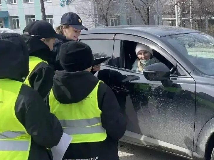 Дорога – не космос, здесь спешить не надо! Об этом знают даже дети Дорога – не космос, здесь спешить не надо! Об этом знают даже дети