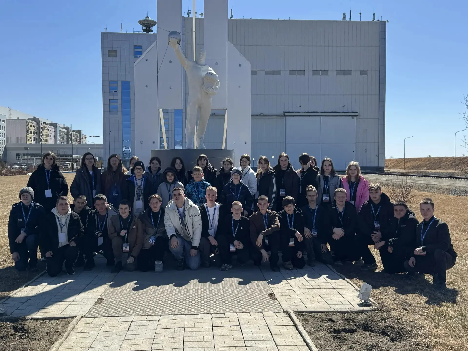 Стартовали первые выезды школьников на космодром «Восточный» Стартовали первые выезды школьников на космодром «Восточный»