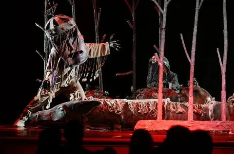 Колоритную постановку Амурского театра кукол «Миргачан, или тайна тунгусского метеорита» увидит вся страна Колоритную постановку Амурского театра кукол «Миргачан, или тайна тунгусского метеорита» увидит вся страна