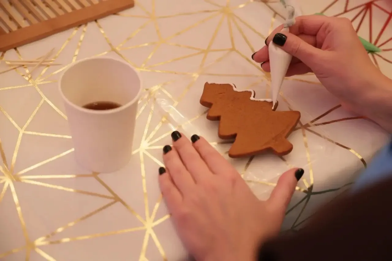 Творческие мастерские для всех: благовещенцы могут заниматься шитьем, лепкой из глины и полиграфией Творческие мастерские для всех: благовещенцы могут заниматься шитьем, лепкой из глины и полиграфией