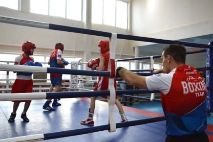 �������� �������: 2 �������� ������, �����, ������ � ��������� �������� ��������, ������� ������ ��������� � �����, ���������� ��� �����������