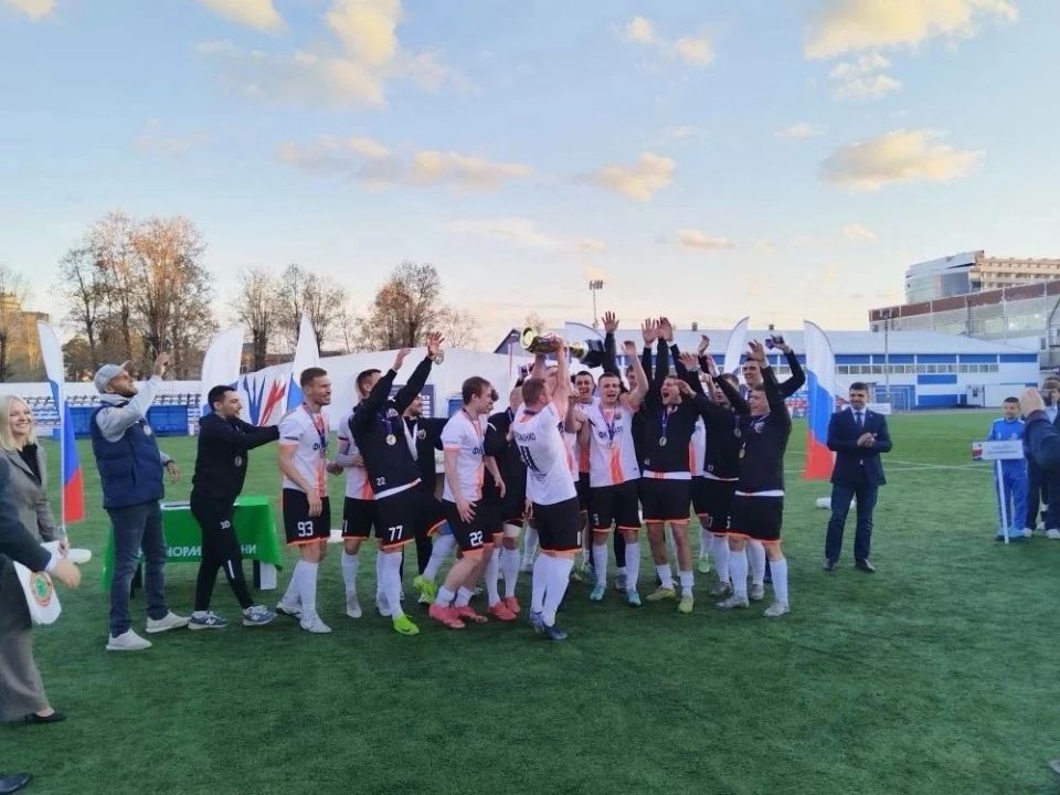 2 амурские команды завоевали медали Кубка Дальнего Востока по футболу 2 амурские команды завоевали медали Кубка Дальнего Востока по футболу
