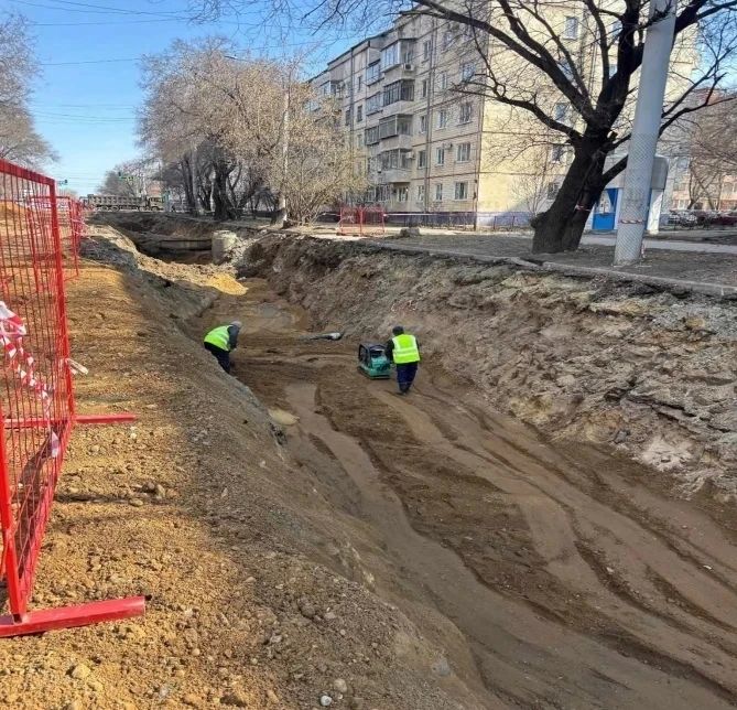 В Благовещенске продолжается модернизация инженерных сетей на улице Загородной В Благовещенске продолжается модернизация инженерных сетей на улице Загородной