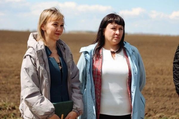 Амурские аграрии завершают сев ранних зерновых, несмотря на сложную «погоду» и поздний старт Амурские аграрии завершают сев ранних зерновых, несмотря на сложную «погоду» и поздний старт