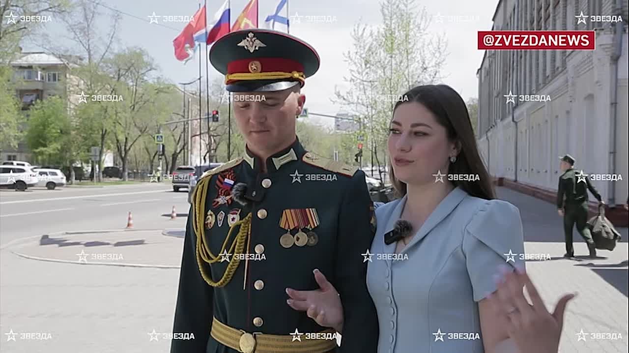 "Хотелось чего-то грандиозного, неожиданного" — курсант ДВОКУ Данил Борисов рассказал "Звезде" о том, как решился сделать предложение своей девушке на параде Победы в Благовещенске