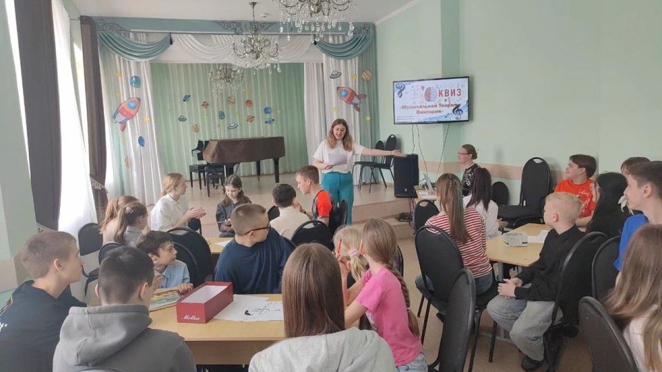 Амурская область ищет звукооператора, хормейстера и замдиректора Дома культуры