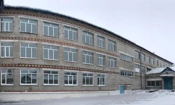 В школе № 2 поселка Серышево капремонт вышел на финишную прямую