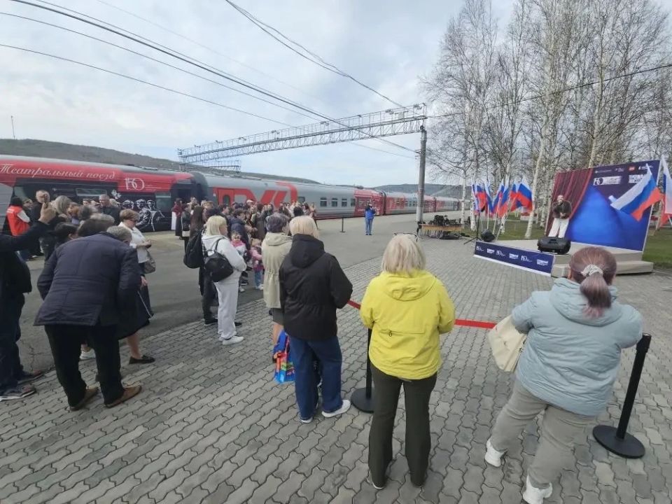 «Театральный поезд» прибыл в столицу БАМа «Театральный поезд» прибыл в столицу БАМа