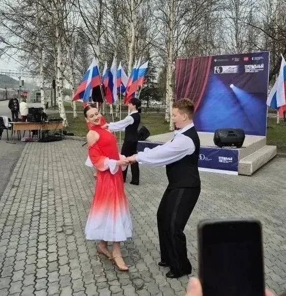 «Театральный поезд» прибыл в столицу БАМа «Театральный поезд» прибыл в столицу БАМа
