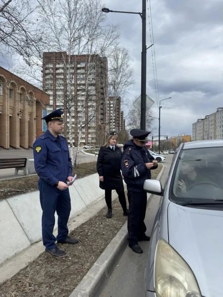 В Тынде правоохранители провели профилактическое мероприятие по безопасности дорожного движения В Тынде правоохранители провели профилактическое мероприятие по безопасности дорожного движения