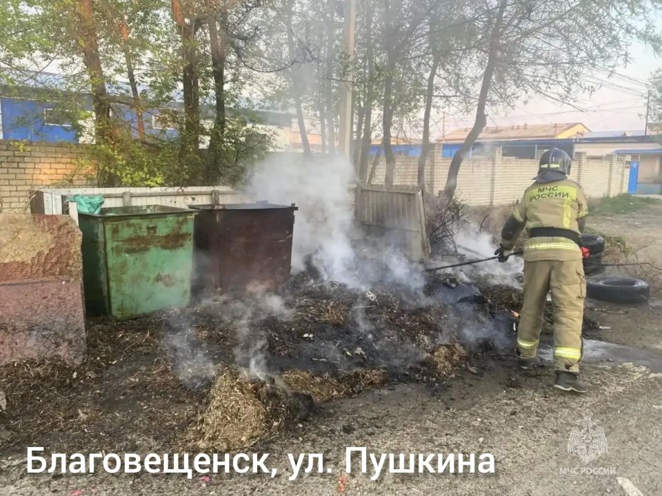 #СобытияМЧС28. В Амурской области за прошедшие сутки Потушено 27 пожаров (в том числе 8 горений сухой растительности), на 14 из них привлекались силы и средства МЧС России: в Свободном на ул. Октябрьской горел гараж с... #СобытияМЧС28. В Амурской области за прошедшие сутки Потушено 27 пожаров (в том числе 8 горений сухой растительности), на 14 из них привлекались силы и средства МЧС России: в Свободном на ул. Октябрьской горел гараж с...