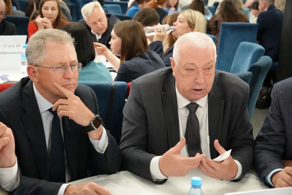 Амурчане предлагают изменить правила целевого набора в вузы и разработать мастер-планы для сел Амурчане предлагают изменить правила целевого набора в вузы и разработать мастер-планы для сел