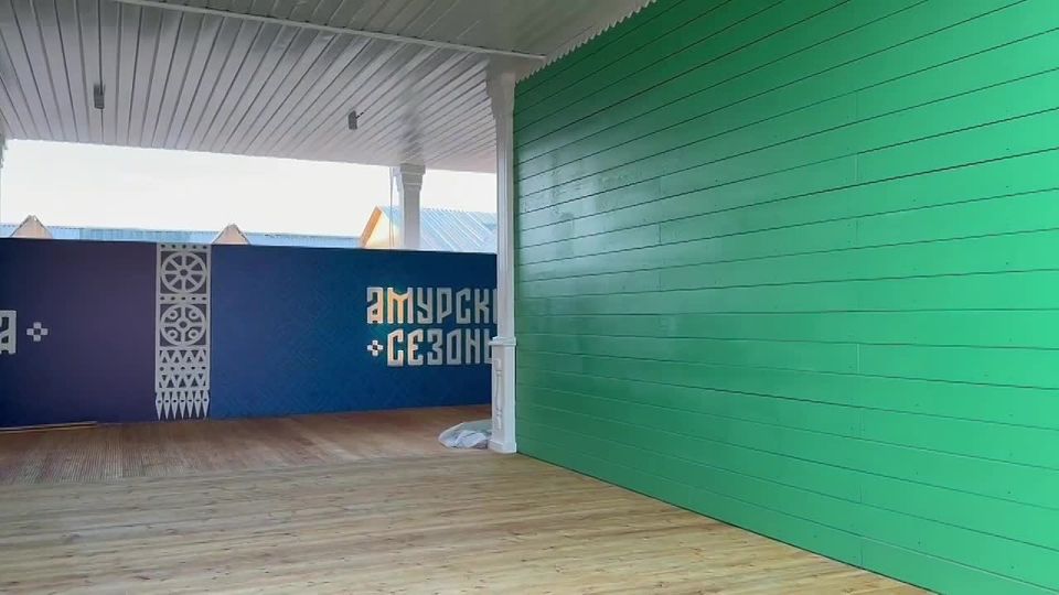 Провел выездное совещание на месте будущей ярмарки «Амурские сезоны»