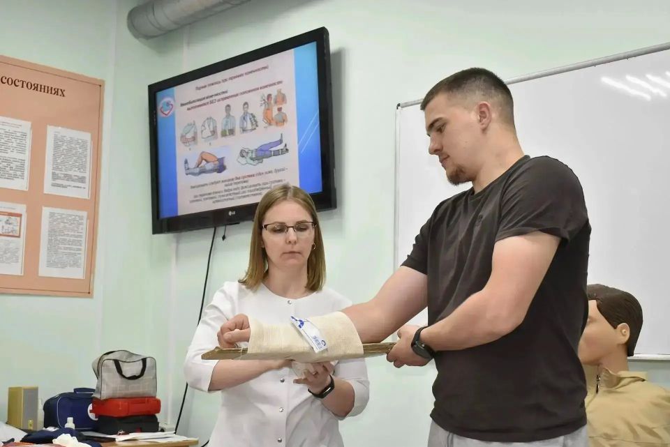 Мастер-класс по оказанию первой помощи для сотрудников Центра боевых искусств Благовещенска провели в Амурском медицинском колледже Мастер-класс по оказанию первой помощи для сотрудников Центра боевых искусств Благовещенска провели в Амурском медицинском колледже