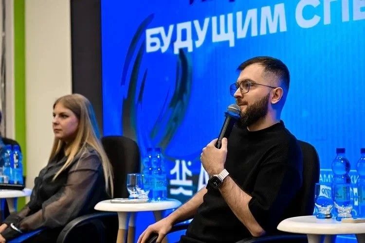 Фестиваль профессий «Амурские горизонты карьеры» стартовал в столице Приамурья в рамках деловой программы АЭФ Фестиваль профессий «Амурские горизонты карьеры» стартовал в столице Приамурья в рамках деловой программы АЭФ