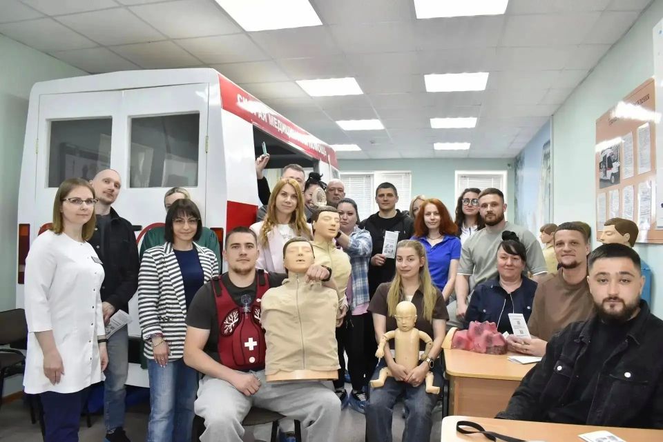 Мастер-класс по оказанию первой помощи для сотрудников Центра боевых искусств Благовещенска провели в Амурском медицинском колледже