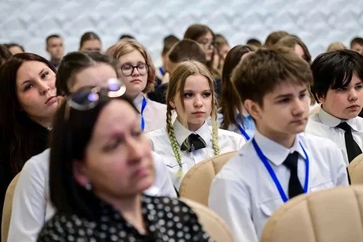 Фестиваль профессий «Амурские горизонты карьеры» стартовал в столице Приамурья в рамках деловой программы АЭФ Фестиваль профессий «Амурские горизонты карьеры» стартовал в столице Приамурья в рамках деловой программы АЭФ