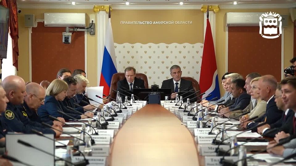 Развитие системы общественного транспорта и, в частности, транспортную реформу Благовещенска, а также повышение энергетической эффективности региона обсудили в рамках «АмурЭкспо»