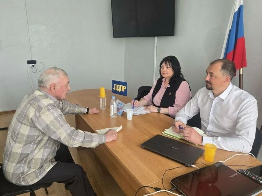 От медицины до благоустройства: выездная приемная Слуцкого работала на севере Приамурья