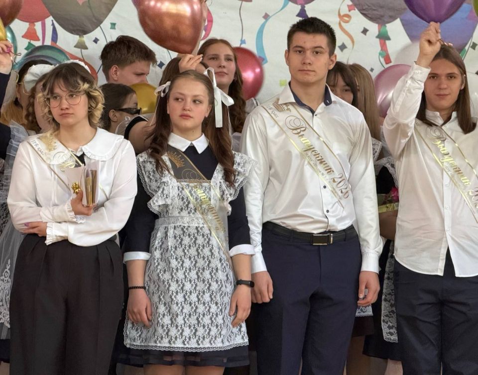 Олег Имамеев: Дорогие наши выпускники!. Сегодня — ваш день Олег Имамеев: Дорогие наши выпускники!. Сегодня — ваш день