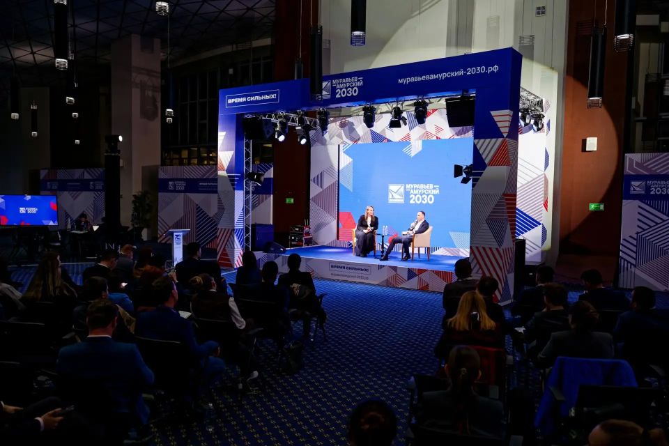 Стратегия, вызовы, перспективы: Антон Басанский поделился опытом с курсантами Стратегия, вызовы, перспективы: Антон Басанский поделился опытом с курсантами